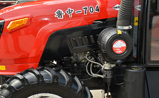 AG电子-704型拖拉机